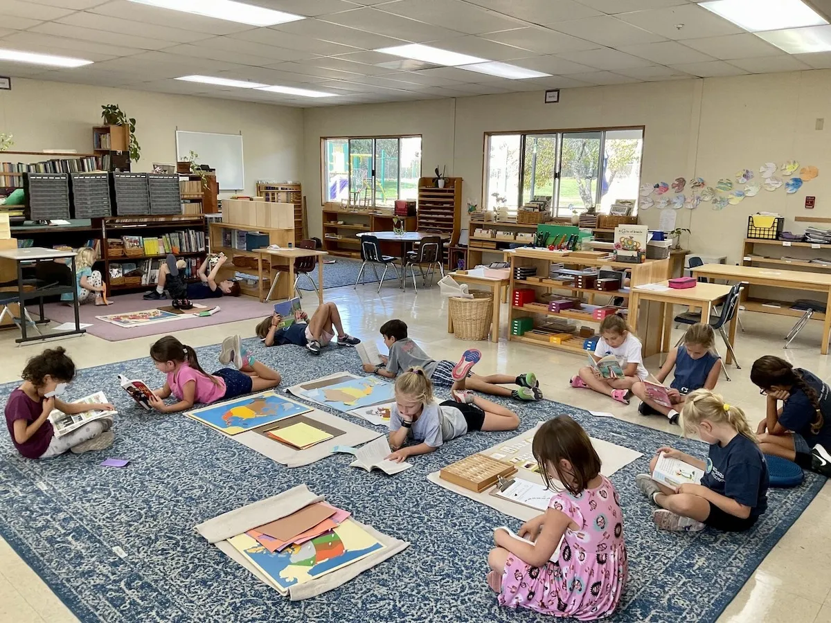 Montessori Eğitim Sistemi: Anaokul Çağındaki Çocuklar İçin Öneminin Anlaşılması